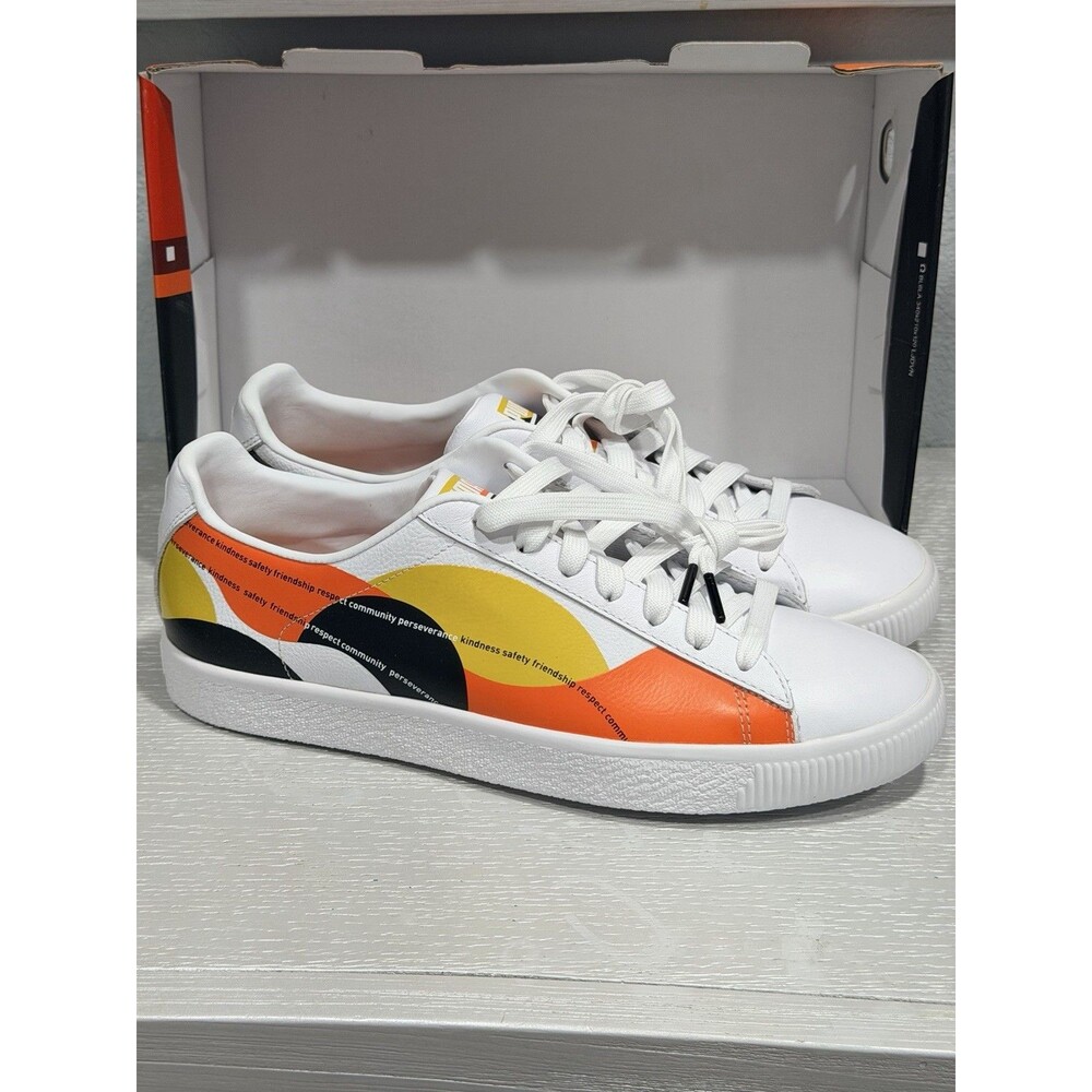 PUMA Clyde Men’s Sneakers White Orange Yellow Size 11.5 382989-01 New